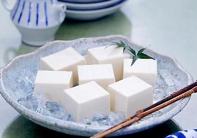 豆腐营养丰富但不可多吃